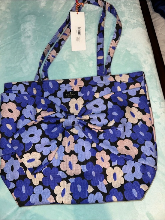 kate spade Handbags - kate spade On Purpose Blue and Pink Floral Bow Tote